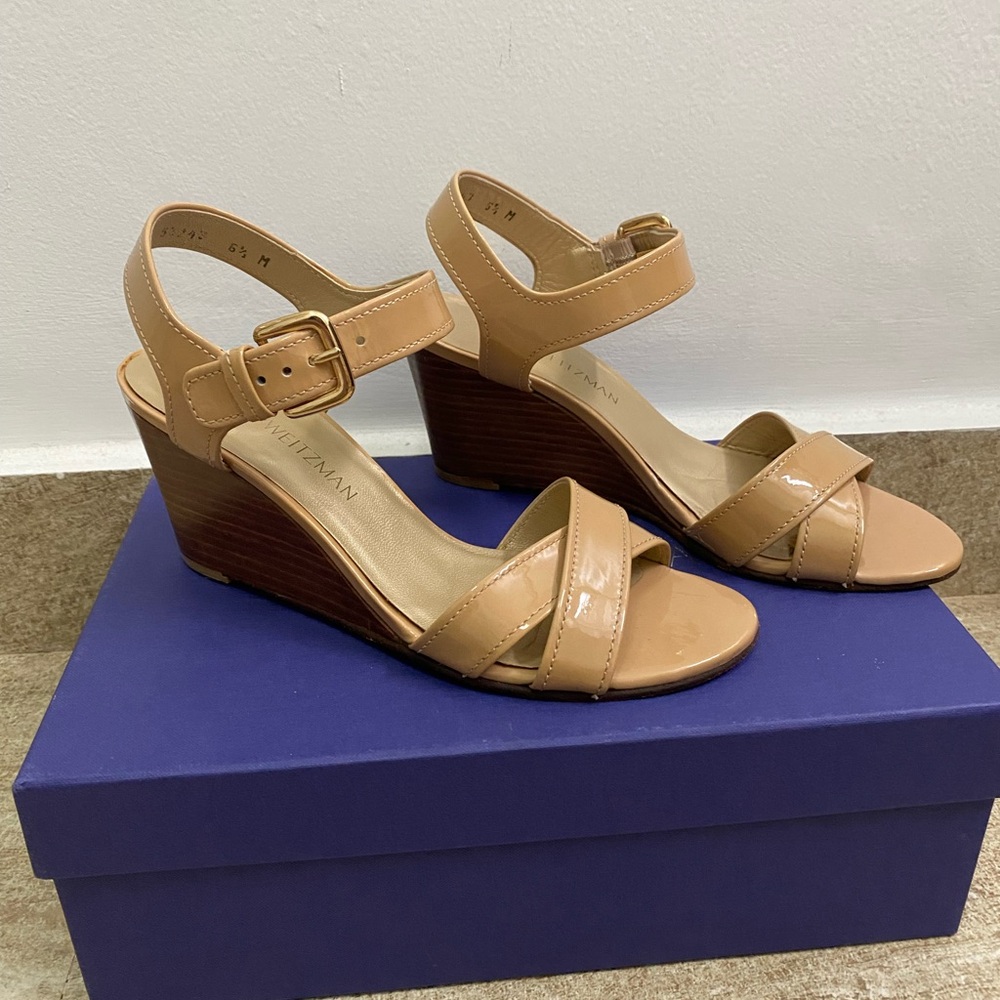 Stuart Weitzman Nude Patent Wedge Sandals